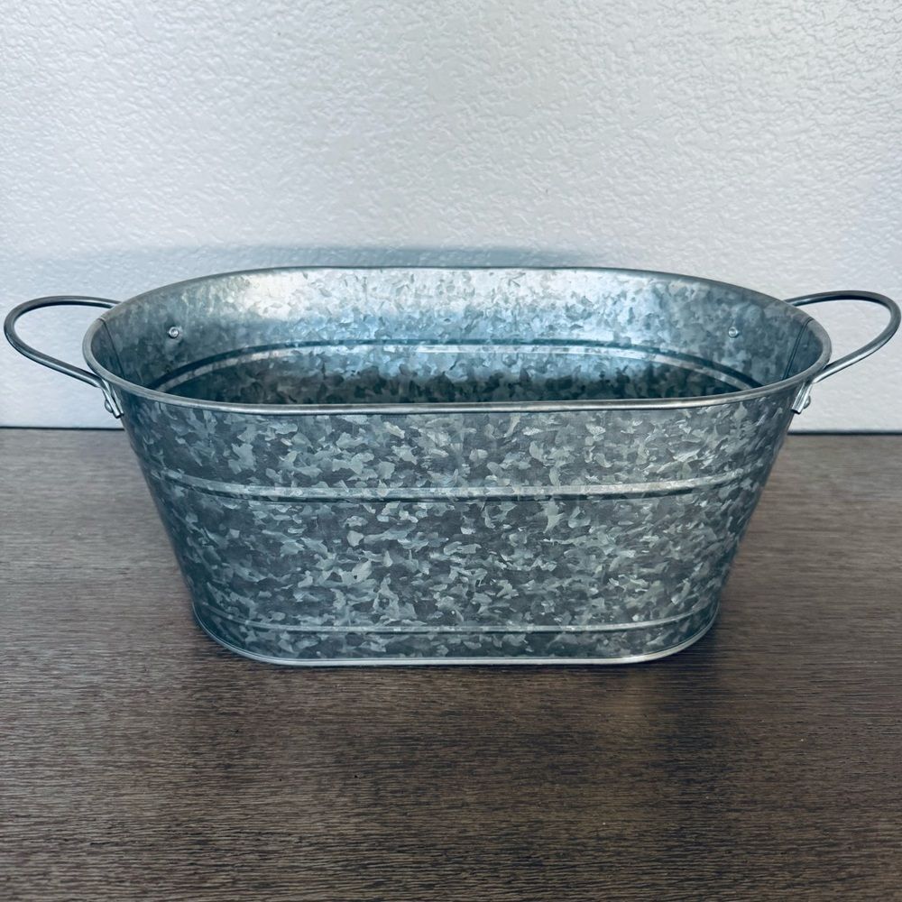Farmhouse Galvanized Metal BucketβPlanter Container Storage Bin